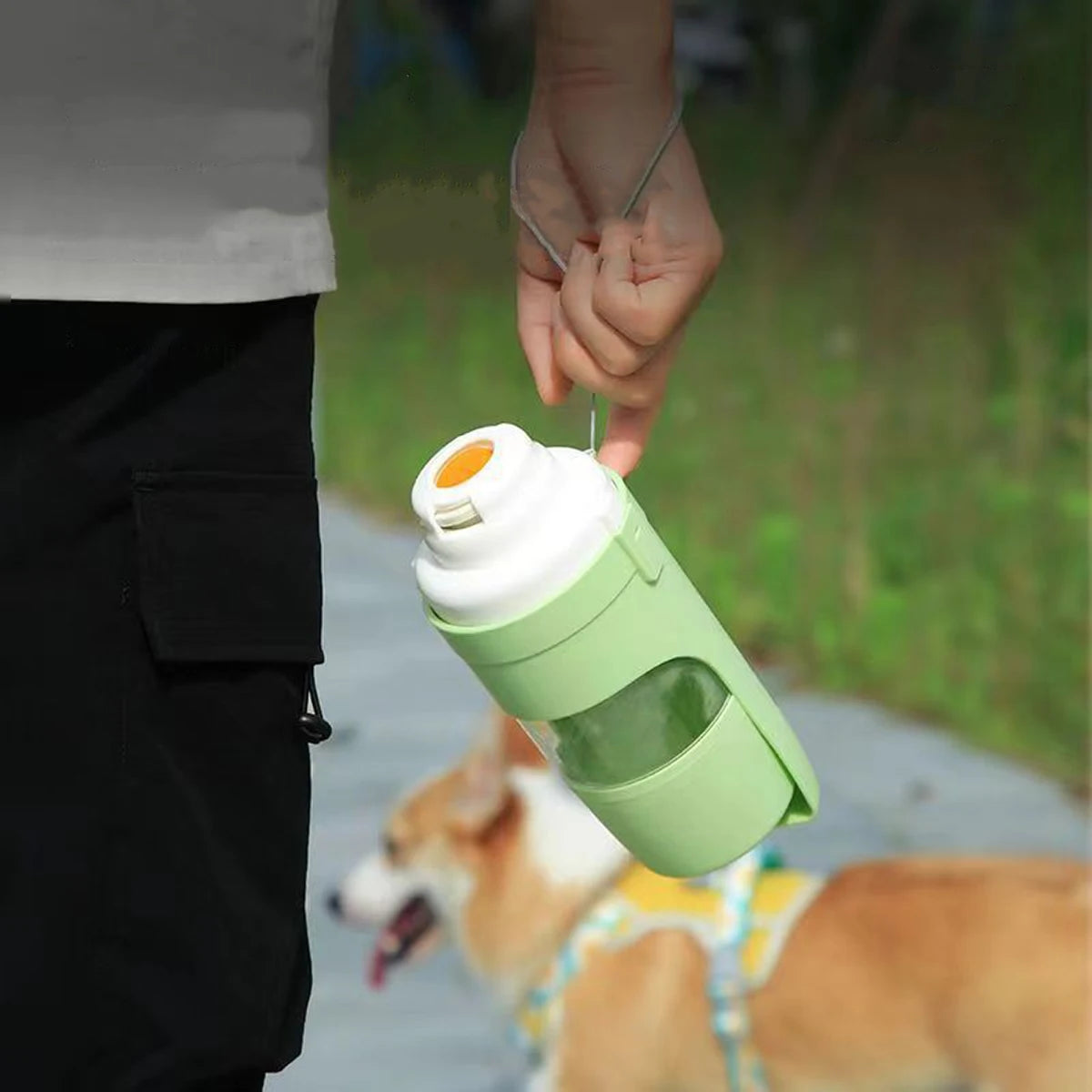 2-in-1 Portable Dog & Cat Water Bottle with Food Storage Container – Leakproof Travel Pet Feeder Bowl for Walking, Hiking & Travel